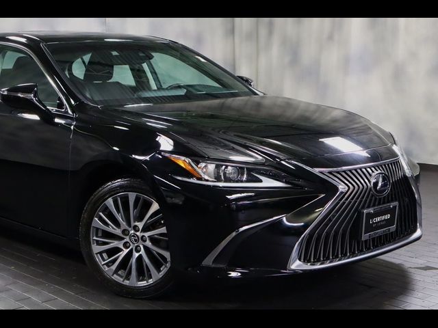 2019 Lexus ES 