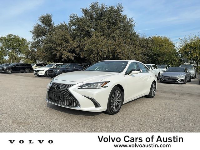 2019 Lexus ES 