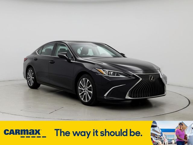 2019 Lexus ES 