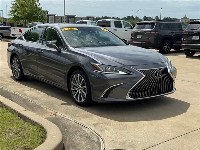 2019 Lexus ES 