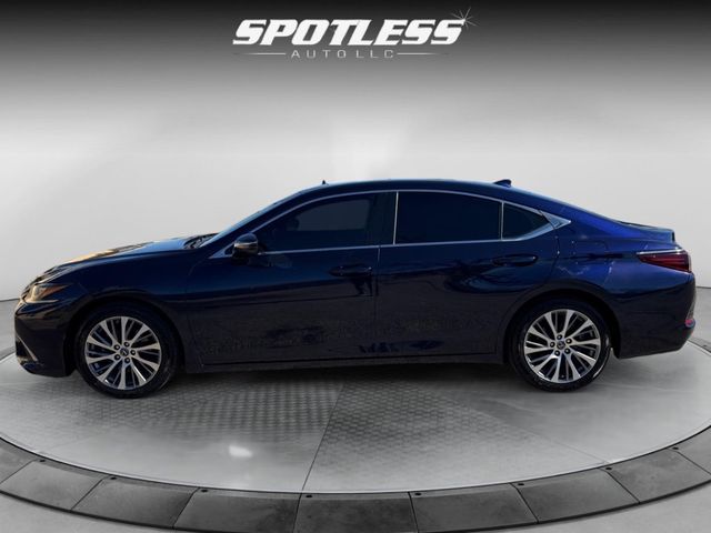 2019 Lexus ES 