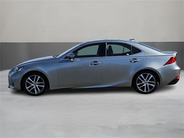 2019 Lexus IS 