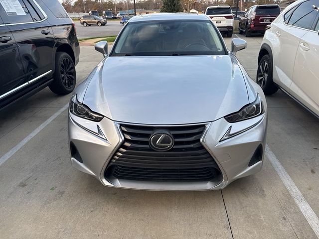 2019 Lexus IS 