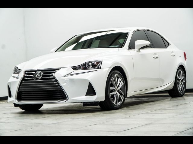 2019 Lexus IS 