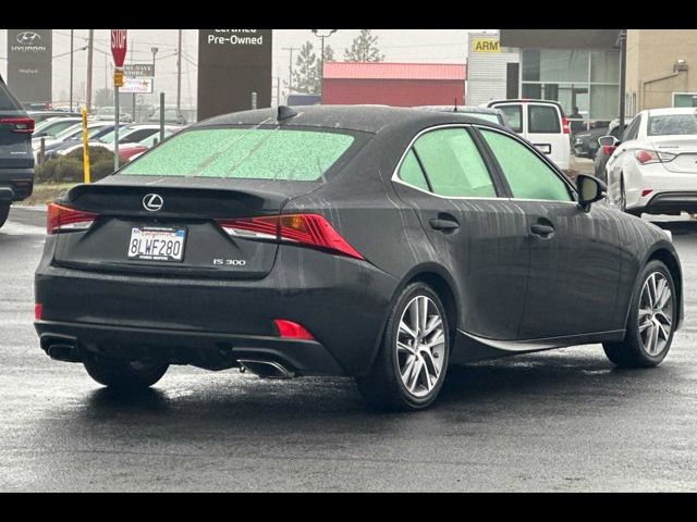 2019 Lexus IS 