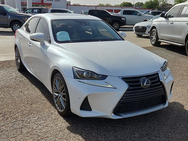 2019 Lexus IS 