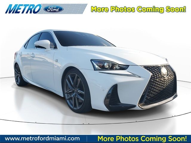 2019 Lexus IS 