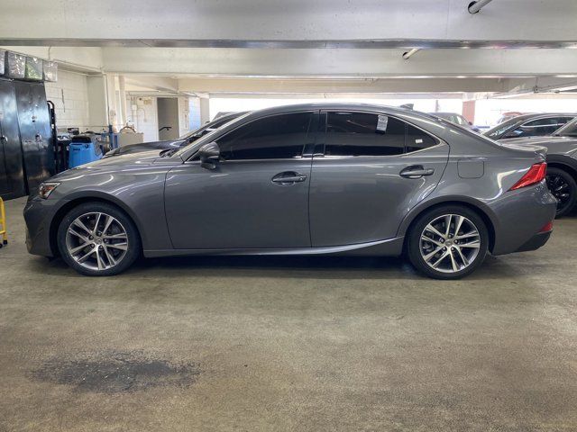 2019 Lexus IS 