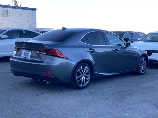 2019 Lexus IS 