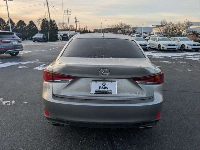 2019 Lexus IS 