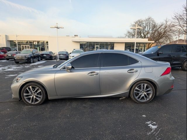 2019 Lexus IS 