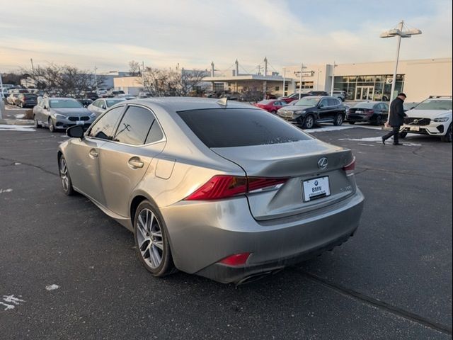 2019 Lexus IS 