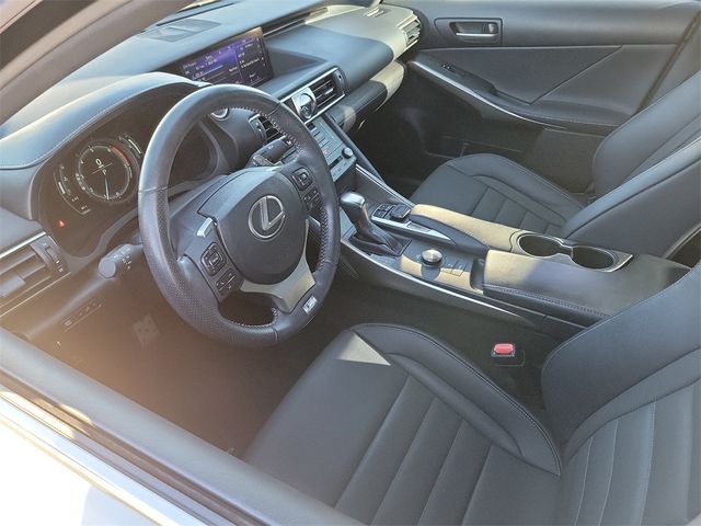 2019 Lexus IS 