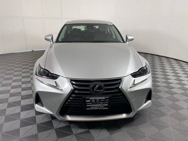 2019 Lexus IS 