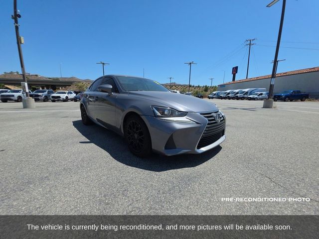 2019 Lexus IS 