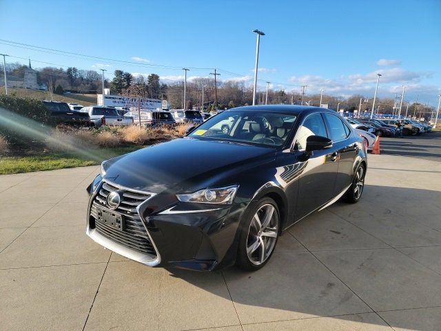 2019 Lexus IS 