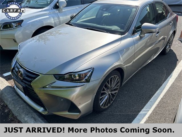 2019 Lexus IS 