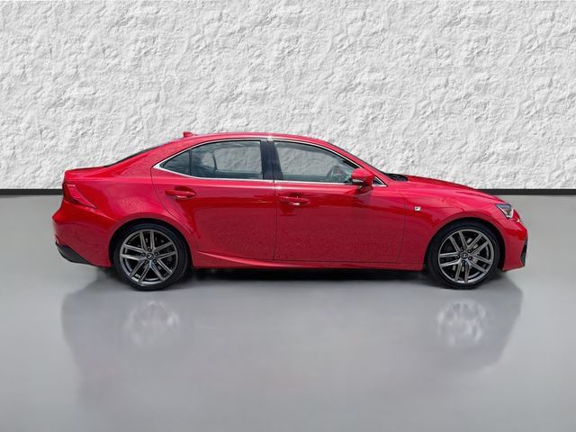 2019 Lexus IS 