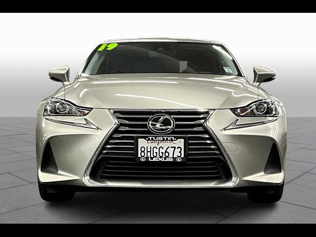 2019 Lexus IS 