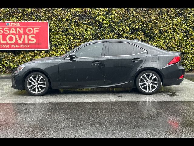 2019 Lexus IS 