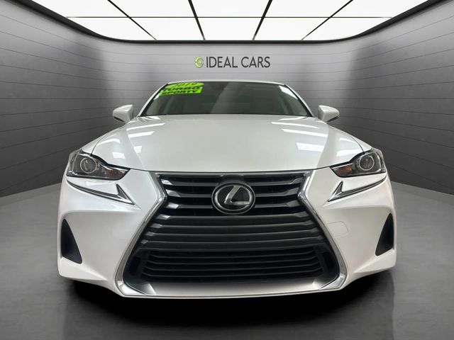 2019 Lexus IS 