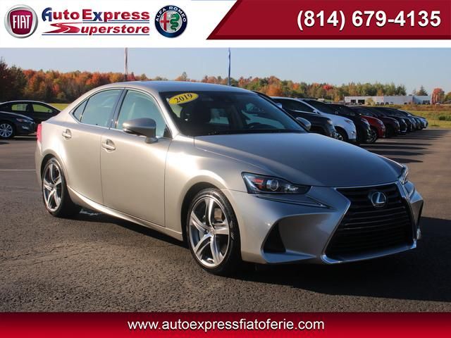 2019 Lexus IS 