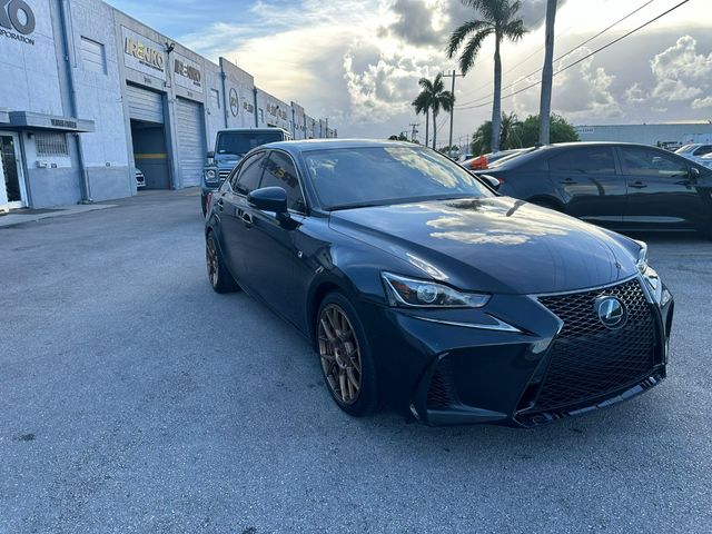 2019 Lexus IS 