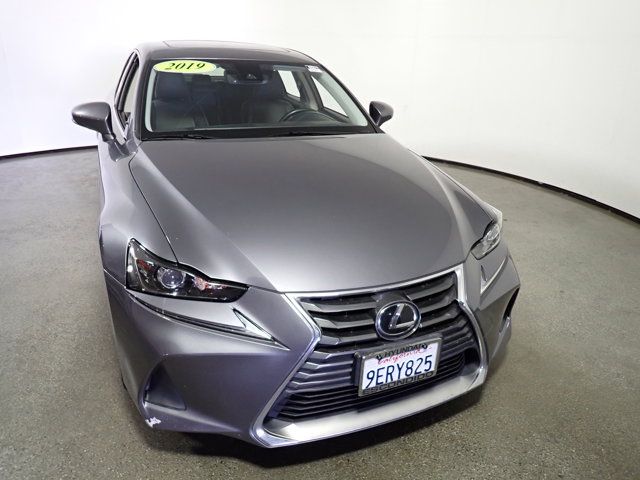 2019 Lexus IS 