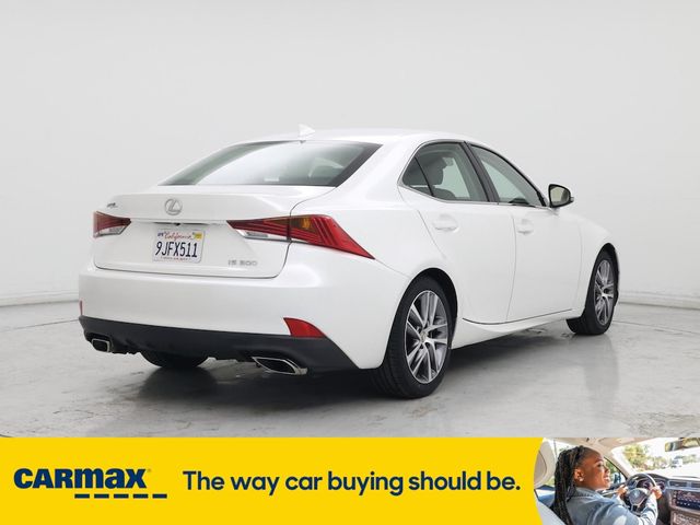2019 Lexus IS 