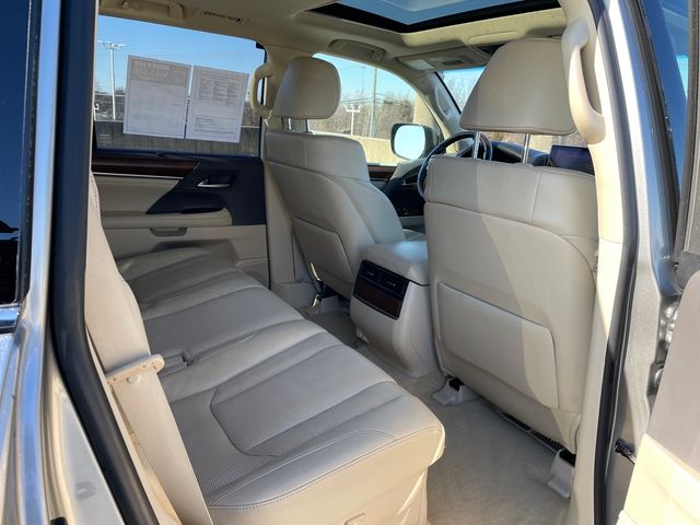 2019 Lexus LX 570