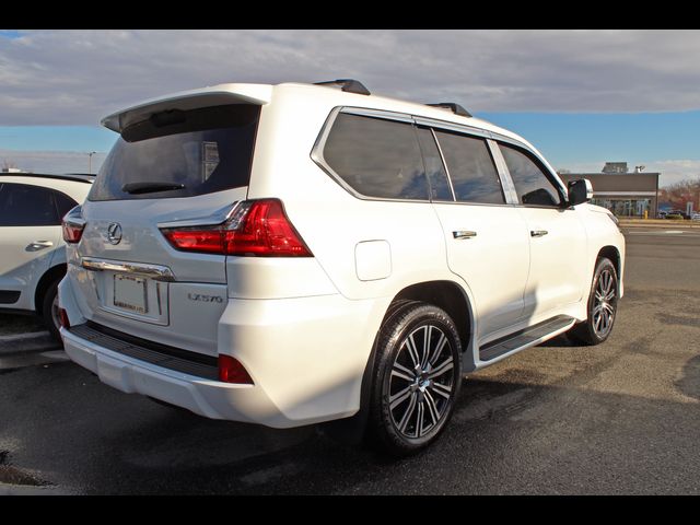 2019 Lexus LX 570