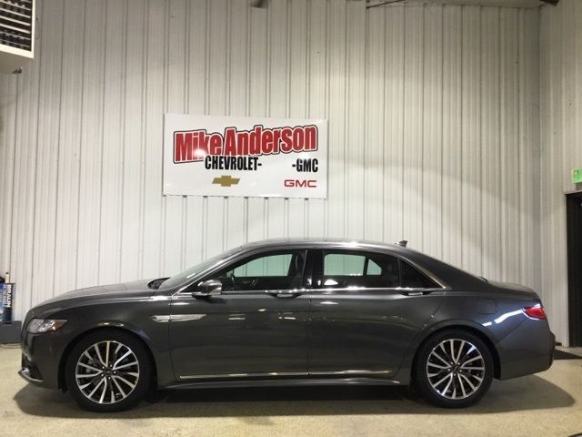 2019 Lincoln Continental Select