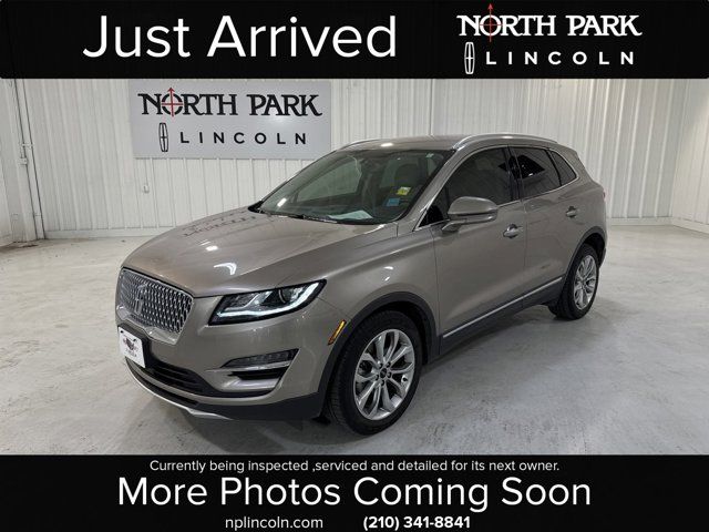 2019 Lincoln MKC Select