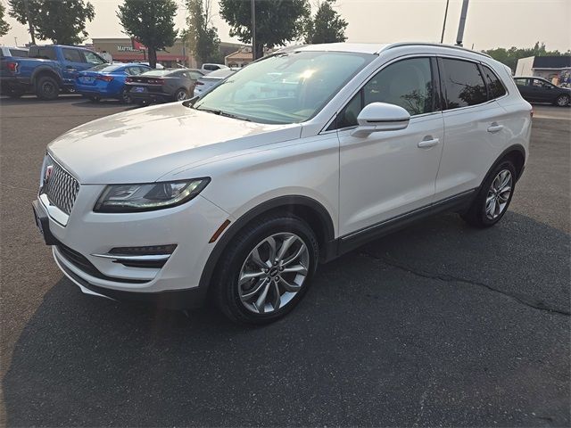 2019 Lincoln MKC Select