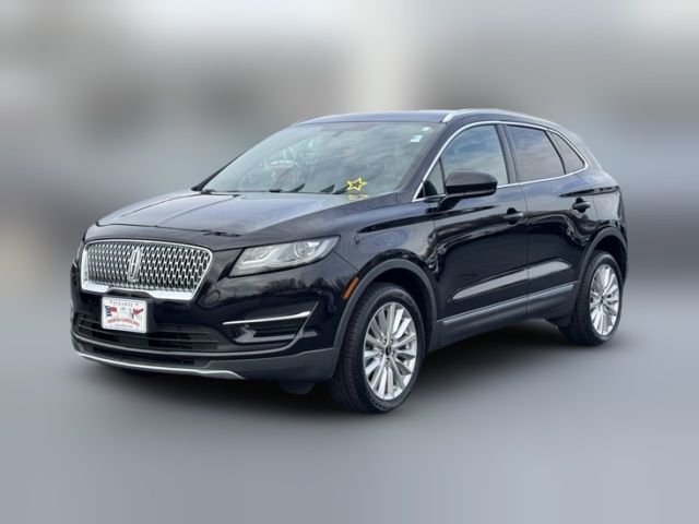 2019 Lincoln MKC Standard