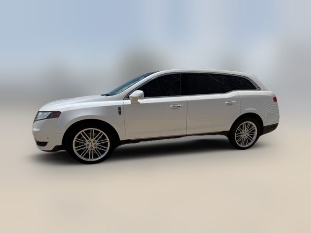 2019 Lincoln MKT 