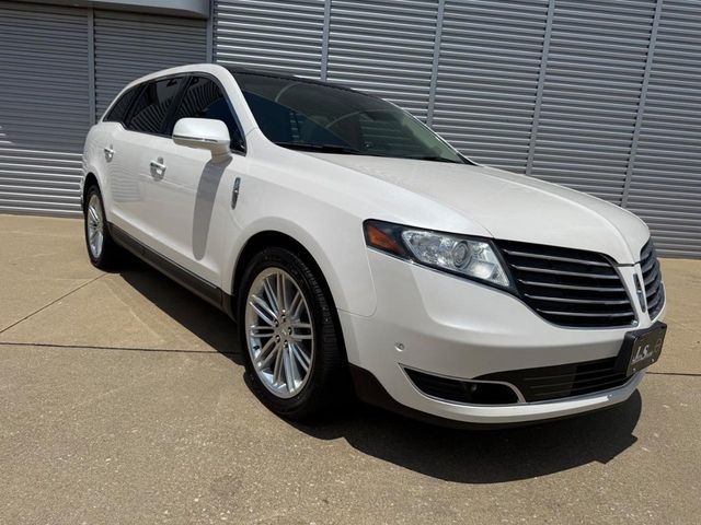 2019 Lincoln MKT 
