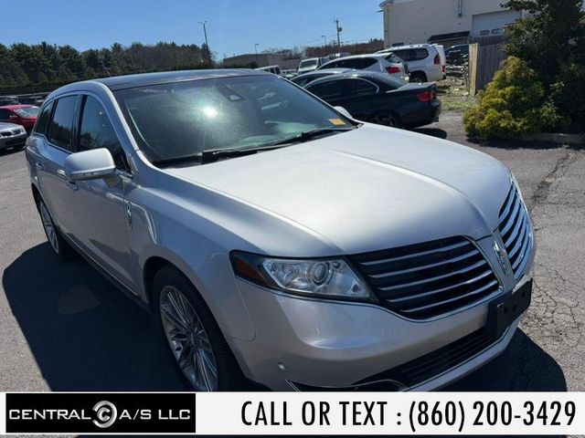 2019 Lincoln MKT Reserve