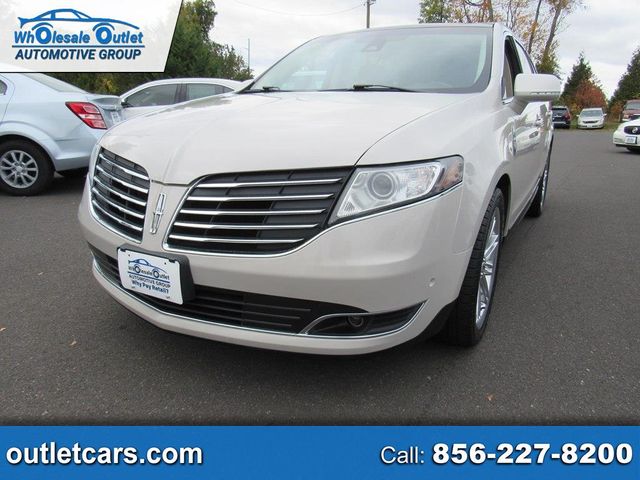 2019 Lincoln MKT Reserve