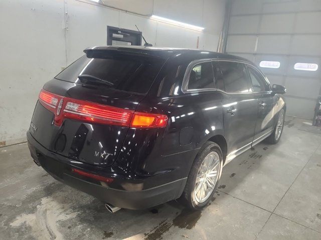 2019 Lincoln MKT Reserve