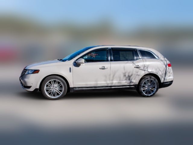 2019 Lincoln MKT Reserve