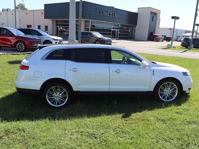 2019 Lincoln MKT 