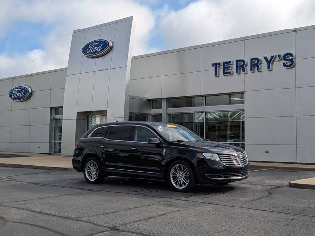 2019 Lincoln MKT Standard