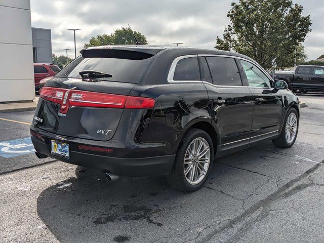 2019 Lincoln MKT Standard