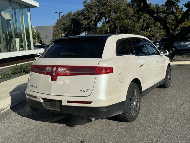 2019 Lincoln MKT 