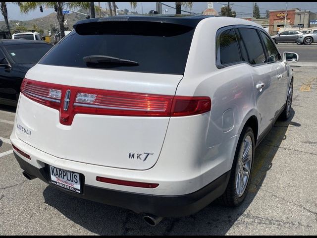 2019 Lincoln MKT Reserve