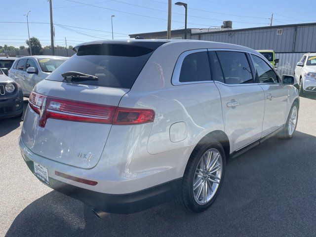 2019 Lincoln MKT 