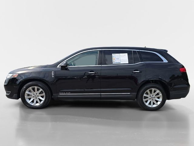 2019 Lincoln MKT Base