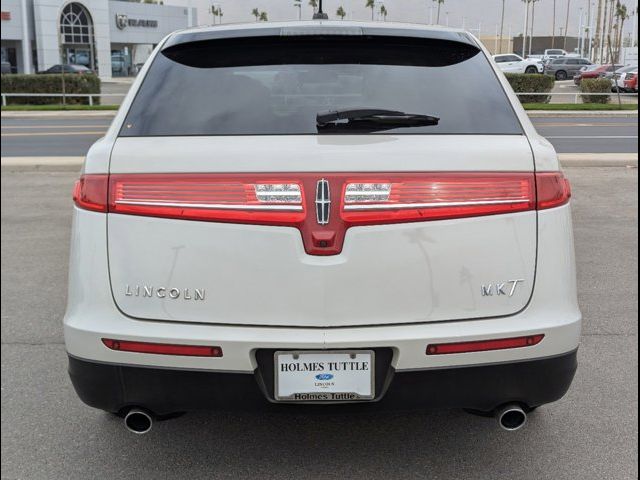 2019 Lincoln MKT Reserve