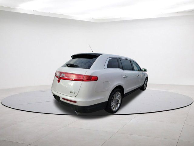 2019 Lincoln MKT Standard